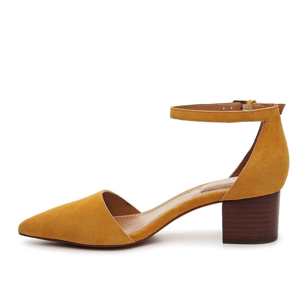 Crown Vintage Valentina Ankle Strap Shoes 💛
